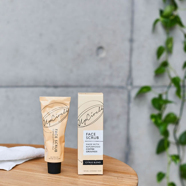 UpCircle Coffee Face ScrubCitrus Blend 100ml PURE BEAUTY