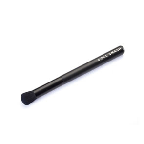 Doll Smash Retouch Concealer Brush